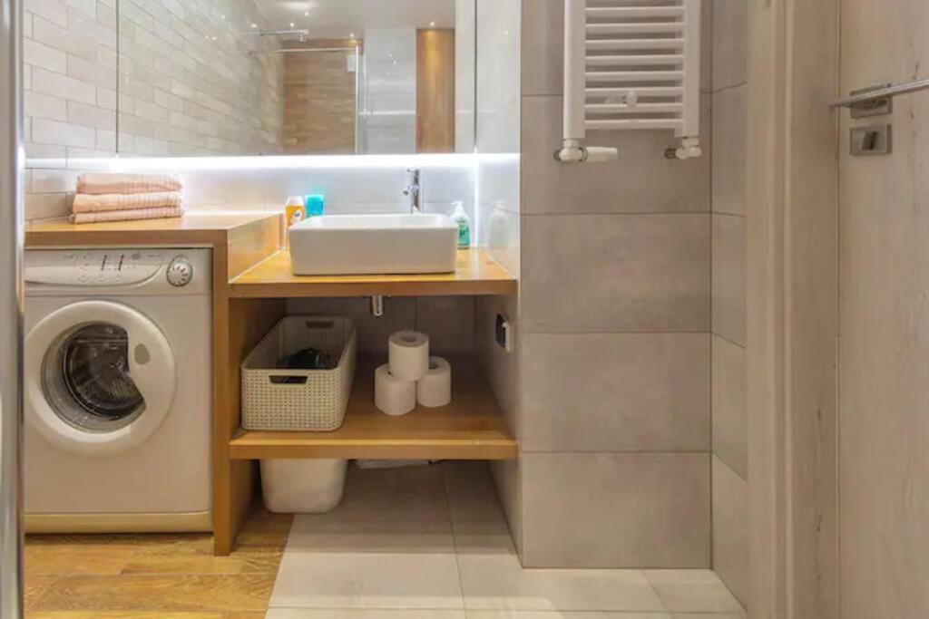 City Center-Comfortable And Stylish Apartment- P2 Varsóvia Exterior foto